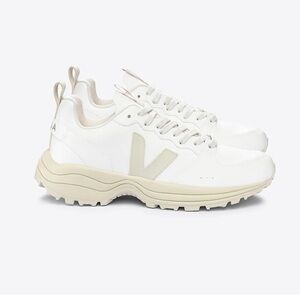 Veja VENTURI CWL WHITE PIERRE